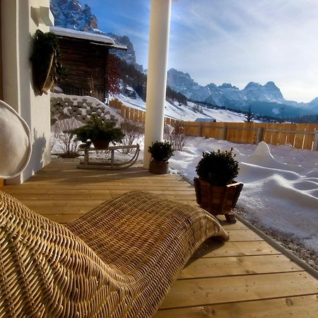 Family And Wellness Residence Ciasa Antersies San Cassiano  Exterior photo