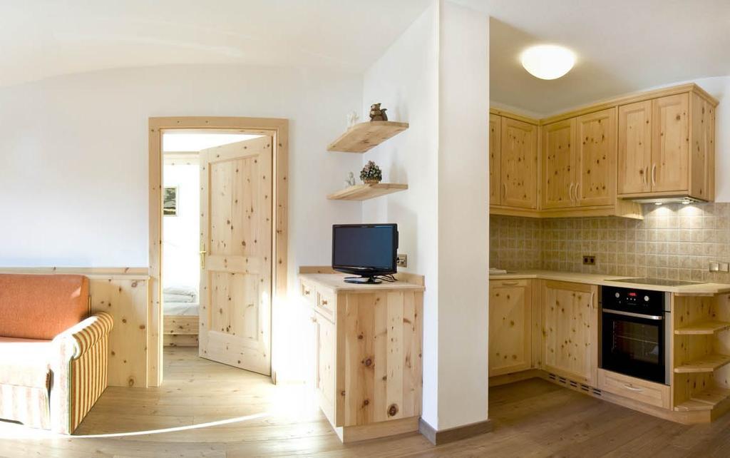 Family And Wellness Residence Ciasa Antersies San Cassiano  Room photo