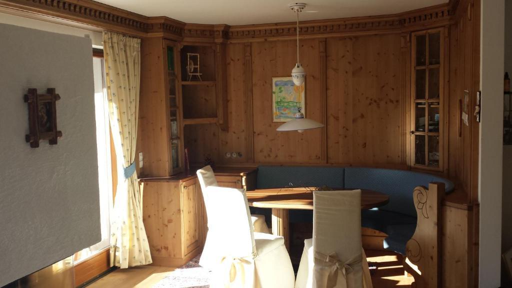Family And Wellness Residence Ciasa Antersies San Cassiano  Room photo