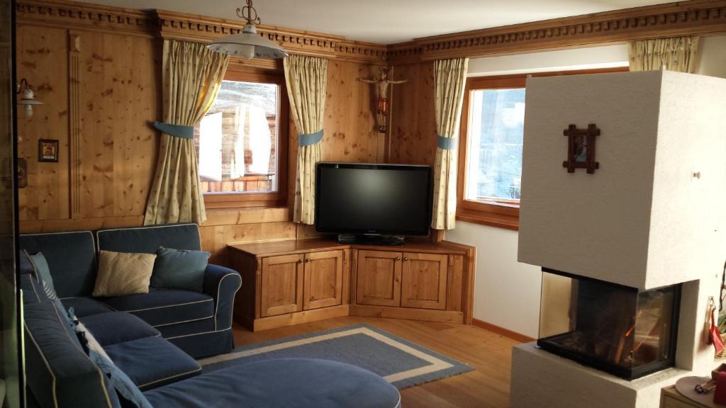 Family And Wellness Residence Ciasa Antersies San Cassiano  Room photo